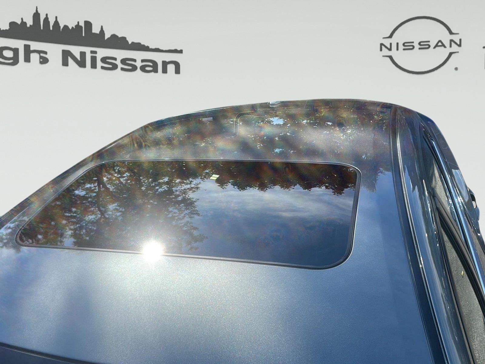 Used 2021 Nissan Sentra SV w/ SV Premium Package FWD image 21