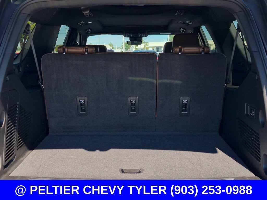 Used 2024 Chevrolet Suburban High Country w/ Max Trailering Package AWD/4WD image 8
