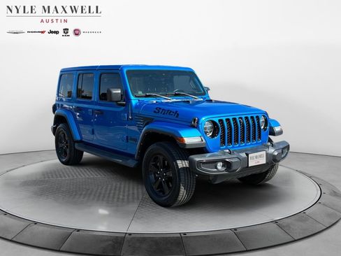 Used 2021 Jeep Wrangler Unlimited Sahara image 2