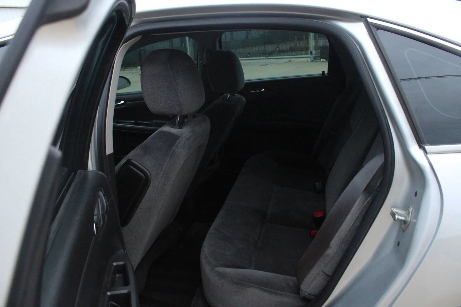 Used 2014 Chevrolet Impala Limited LS FWD image 14