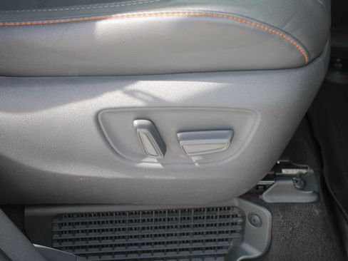 Used 2021 Toyota Sienna XSE w/ XSE Plus Package AWD/4WD image 21