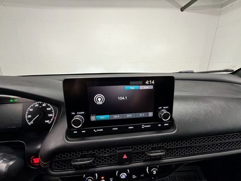 Used 2025 Honda HR-V Sport image 13