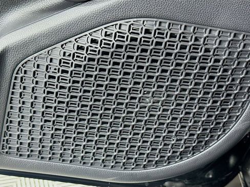 Used 2025 Toyota 4Runner TRD Off-Road image 19