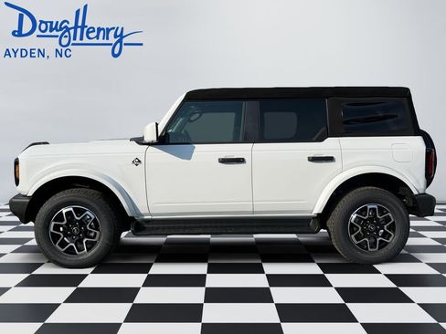 New 2026 Ford Bronco Outer Banks AWD/4WD image 9