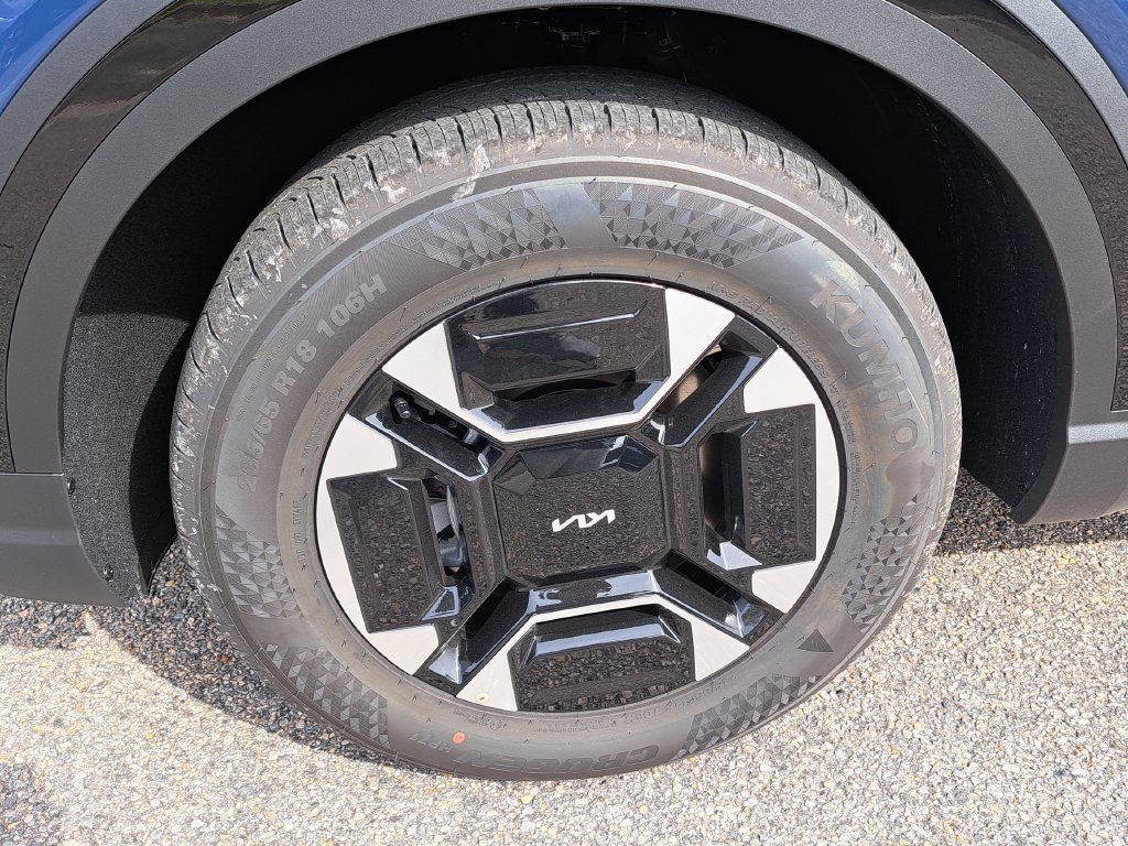 New 2027 Kia Telluride EX FWD image 16