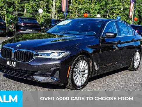 Used 2022 BMW 530i xDrive 530i xDrive w/ Convenience Package image 3