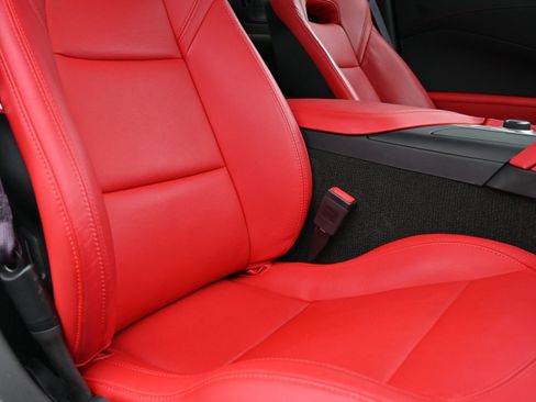 Used 2017 Chevrolet Corvette Z06 image 30