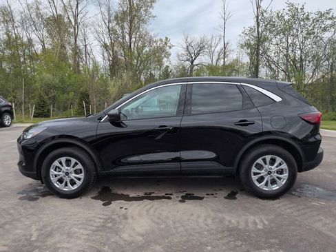 Certified 2023 Ford Escape Active AWD/4WD image 19