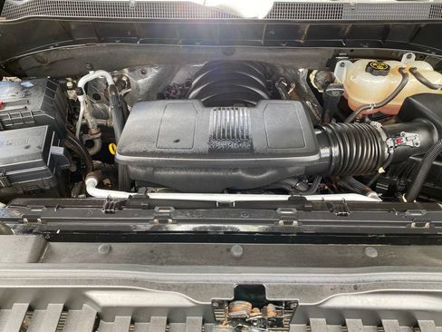Used 2023 Chevrolet Silverado 1500 LT w/ Protection Package AWD/4WD image 28