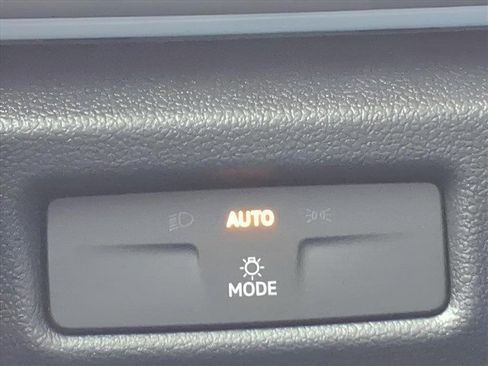 New 2026 Volkswagen Tiguan SE R-Line image 26