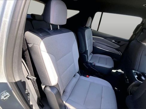 Used 2026 Chevrolet Traverse LT w/ Driver Confidence Package AWD/4WD image 19