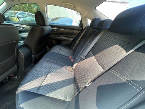Used 2018 Nissan Altima 2.5 SV image 13