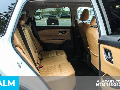 Used 2023 Nissan Rogue Platinum w/ Platinum Premium Package FWD image 17