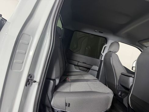 Used 2025 Ford F250 XL w/ FX4 Off-Road Package image 29