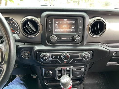 Used 2020 Jeep Wrangler Unlimited Sport S image 27