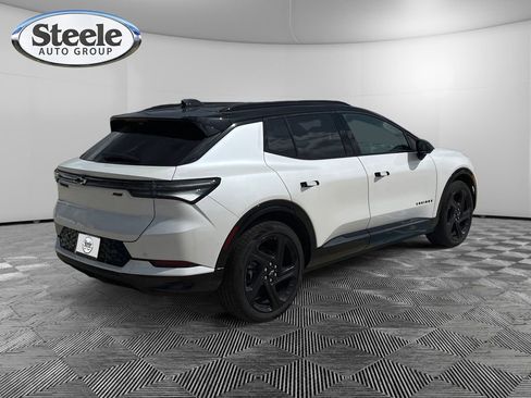 New 2025 Chevrolet Equinox EV RS w/ Convenience Package II image 5