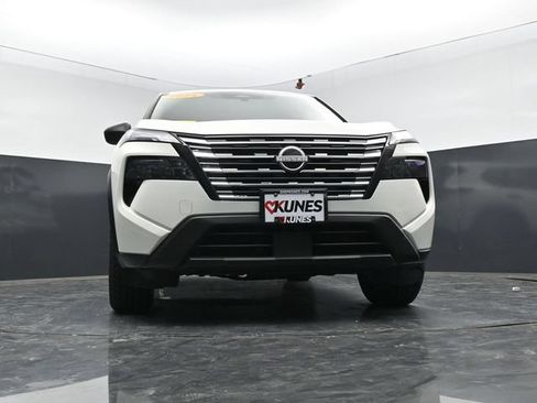 Used 2024 Nissan Rogue S AWD/4WD image 52