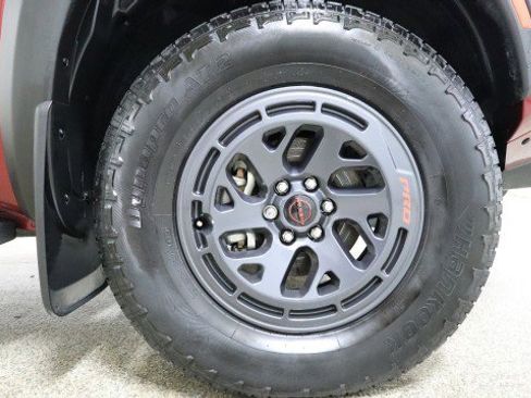 Used 2025 Nissan Frontier PRO-4X w/ Pro Premium Package image 23