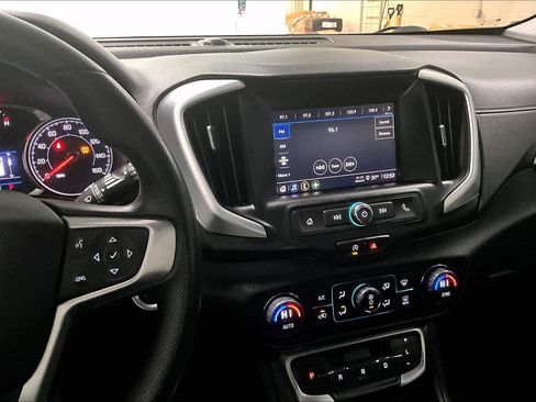 Used 2022 GMC Terrain SLE w/ Driver Convenience Package image 15