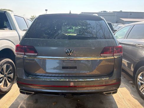 Used 2023 Volkswagen Atlas SEL Premium AWD/4WD image 7