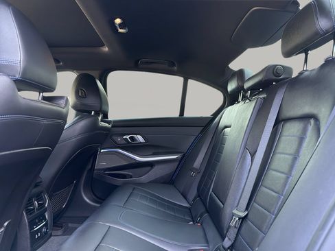Used 2020 BMW M340i RWD image 16