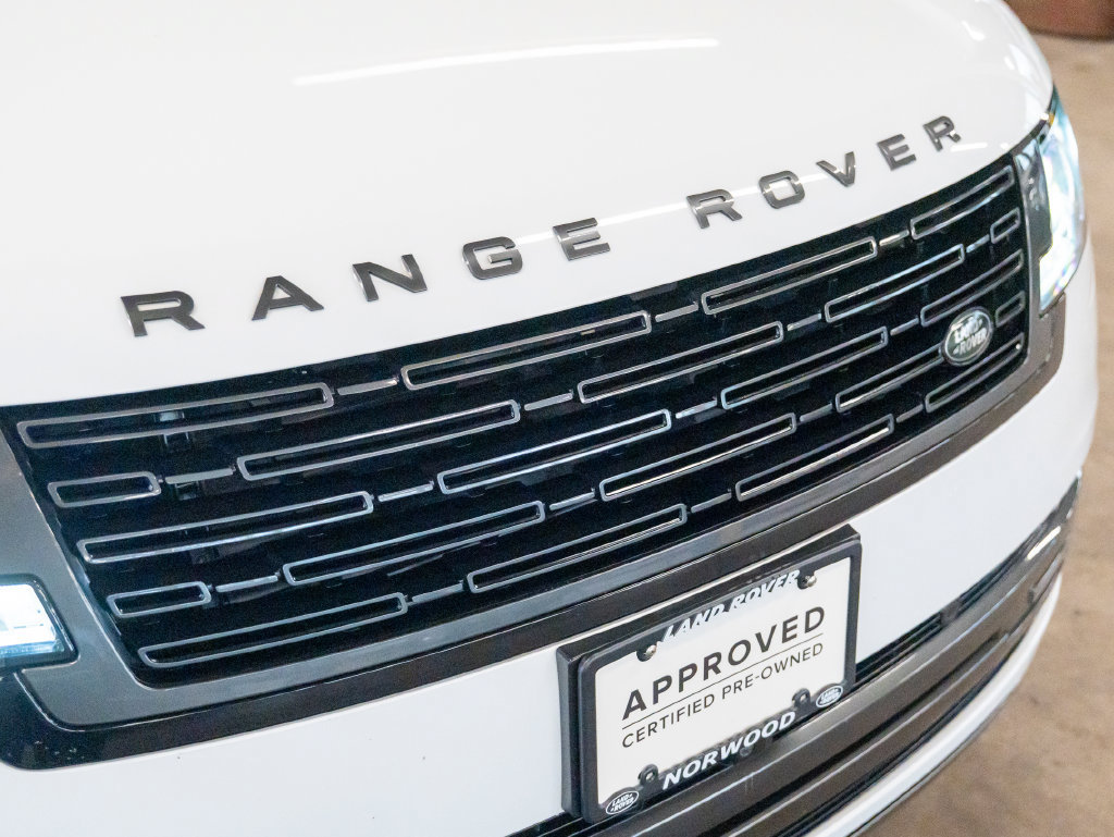 Used 2023 Land Rover Range Rover SE AWD/4WD image 17