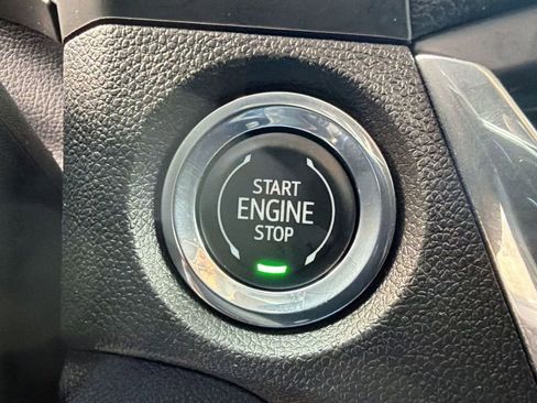 Used 2025 Buick Encore GX Preferred image 16