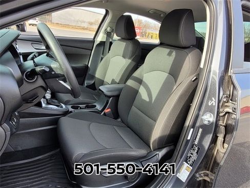 Used 2022 Kia Forte LXS w/ LXS Technology Package image 7