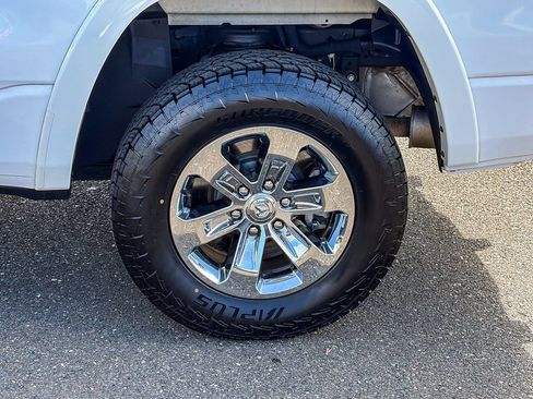 Used 2020 RAM 1500 Laramie w/ Off Road Group AWD/4WD image 16