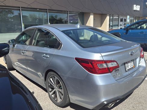 Used 2019 Subaru Legacy 2.5i Limited AWD/4WD image 7