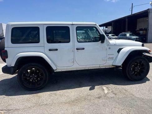 Used 2024 Jeep Wrangler Unlimited Sahara AWD/4WD image 4