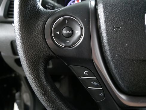 Used 2018 Honda Ridgeline Sport image 27