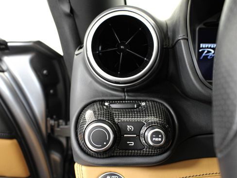 Certified 2023 Ferrari Portofino M RWD image 54