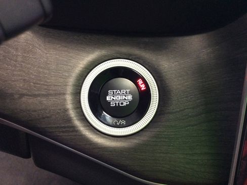 New 2025 Jeep Grand Cherokee L Limited w/ Black Appearance Package image 27