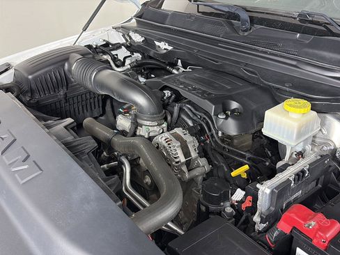 Used 2019 RAM 1500 Limited AWD/4WD image 14
