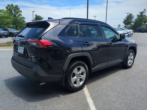 Used 2020 Toyota RAV4 XLE w/ All Weather Liner Package AWD/4WD image 4