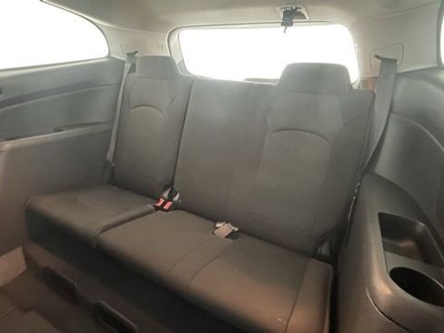 Used 2016 Chevrolet Traverse LT w/ Style and Technology Package image 47