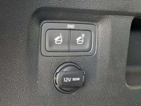 Certified 2025 Kia Telluride LX FWD image 16