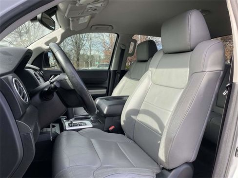 Used 2020 Toyota Tundra SR5 w/ SR5 Leather Package image 19
