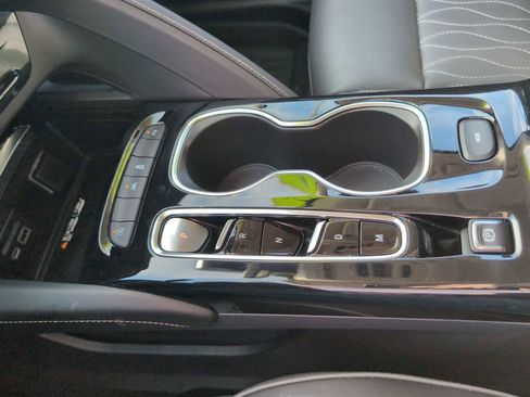 Used 2022 Buick Envision Avenir w/ Safety Package image 15