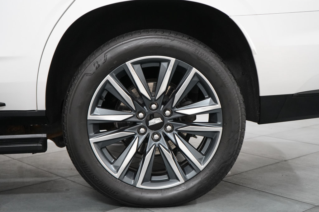 Used 2021 Cadillac Escalade Sport Platinum w/ Heavy-Duty Trailer Package AWD/4WD image 40