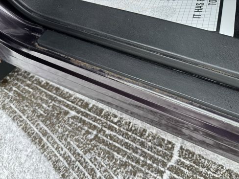 Used 2013 Nissan Rogue S image 19