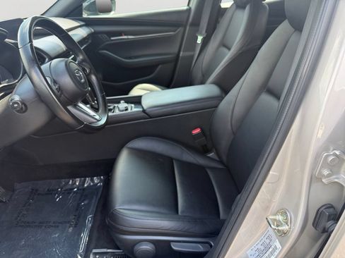 Used 2024 MAZDA MAZDA3 s FWD image 23