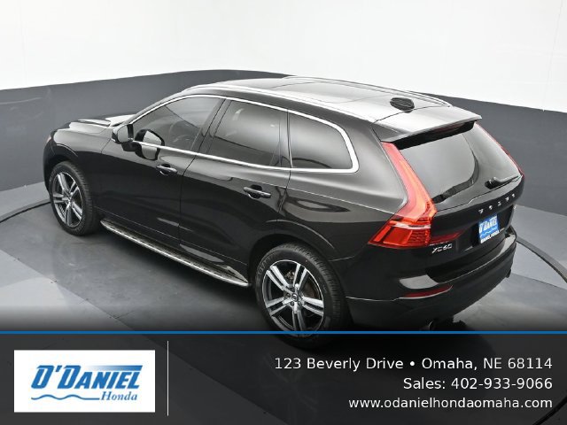Used 2021 Volvo XC60 T5 Momentum AWD/4WD image 15