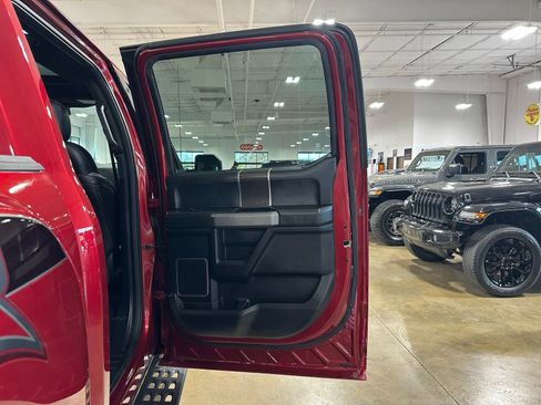 Used 2018 Ford F150 Raptor w/ Equipment Group 802A Luxury image 40