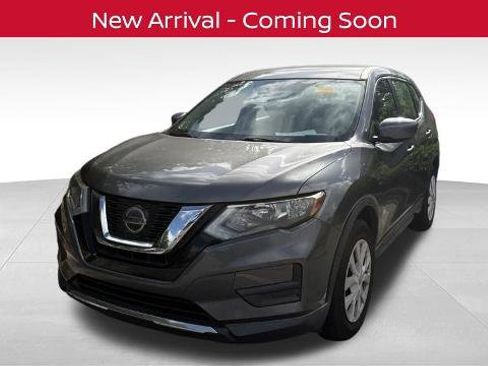 Certified 2019 Nissan Rogue S FWD image 1