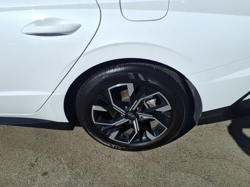 Used 2025 Hyundai Sonata SEL FWD image 9