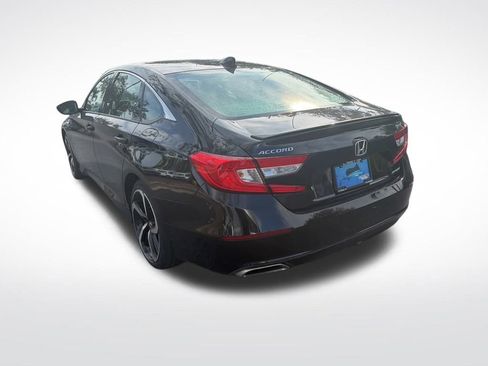 Used 2018 Honda Accord Sport image 6
