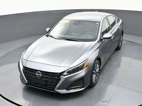 Used 2023 Nissan Altima 2.5 SV image 30
