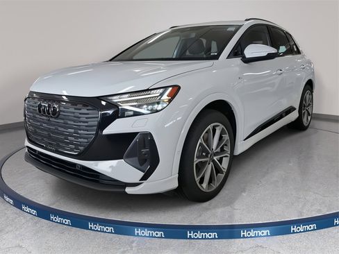 New 2026 Audi Q4 e-tron Premium Plus image 4